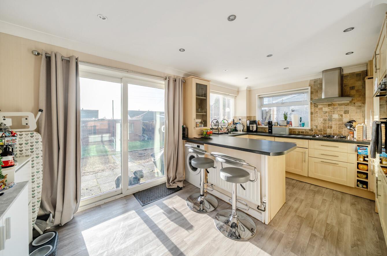 Clos Rhymni, Cwmrhydyceirw, Swansea, SA6 6RB